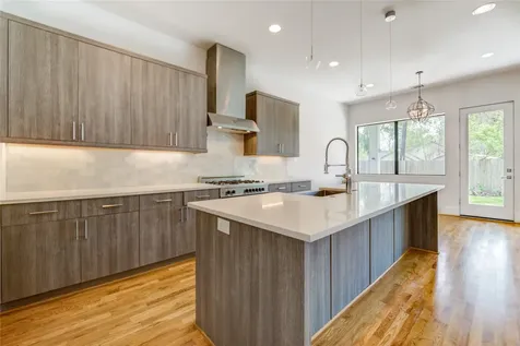 5119 Georgi Lane Houston TX 77092