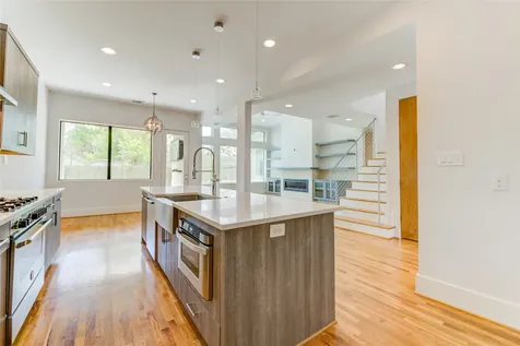 5119 Georgi Lane Houston TX 77092