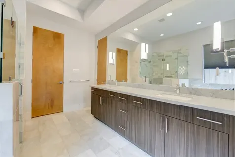 5119 Georgi Lane Houston TX 77092