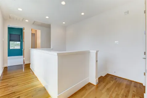 5119 Georgi Lane Houston TX 77092