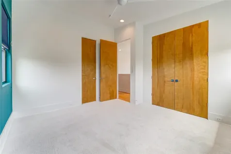 5119 Georgi Lane Houston TX 77092