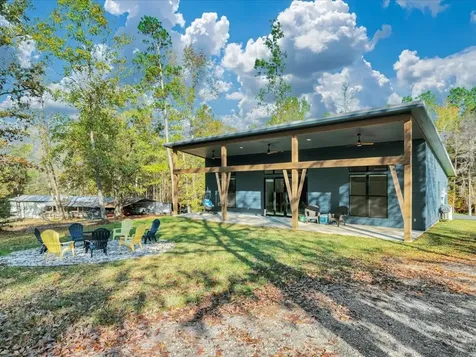 1185 County Road 4921 Etoile TX 75944
