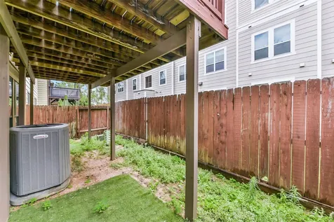 1335 Studer Street Houston TX 77007