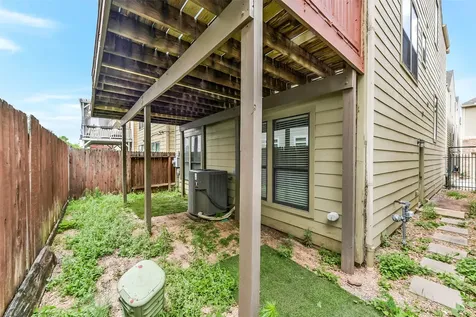 1335 Studer Street Houston TX 77007