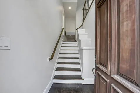 1335 Studer Street Houston TX 77007