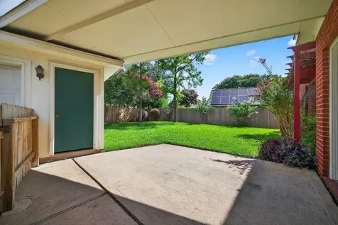 12236 S Shadow Cove Drive Houston TX 77082