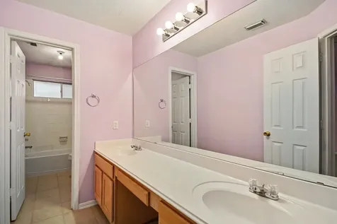 15302 Plantation Glen Park Houston TX 77049
