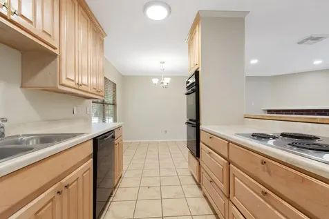 32 Marabou Place The Woodlands TX 77380