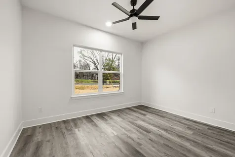 205 Lock Lane Bryan TX 77803