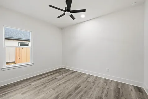 205 Lock Lane Bryan TX 77803