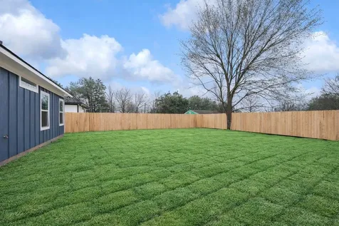 205 Lock Lane Bryan TX 77803