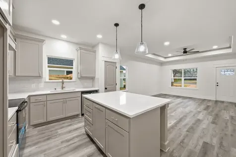 205 Lock Lane Bryan TX 77803