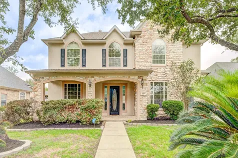 2104 Windy Shores Drive Pearland TX 77584