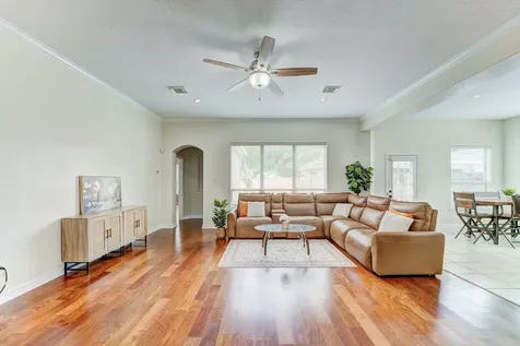 2104 Windy Shores Drive Pearland TX 77584