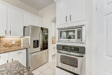 2104 Windy Shores Drive Pearland TX 77584