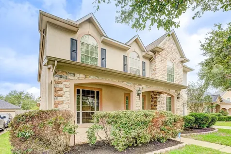2104 Windy Shores Drive Pearland TX 77584