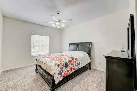 2104 Windy Shores Drive Pearland TX 77584