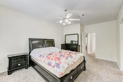 2104 Windy Shores Drive Pearland TX 77584