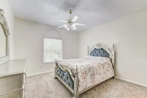 2104 Windy Shores Drive Pearland TX 77584