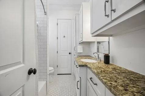 306 E 5th Street Houston TX 77007