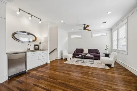 306 E 5th Street Houston TX 77007