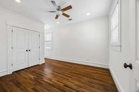 306 E 5th Street Houston TX 77007