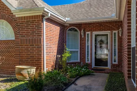 1907 Emerald Court Houston TX 77094