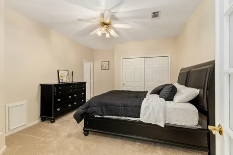 1907 Emerald Court Houston TX 77094