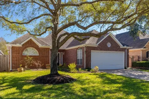 1907 Emerald Court Houston TX 77094