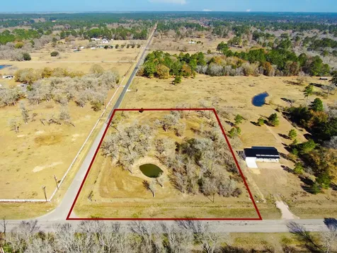 26050 Forest Hills Lane Waller TX 77484