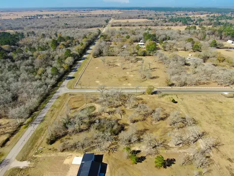 26050 Forest Hills Lane Waller TX 77484