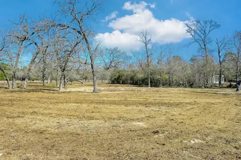 26050 Forest Hills Lane Waller TX 77484