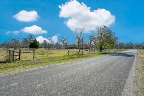 26050 Forest Hills Lane Waller TX 77484