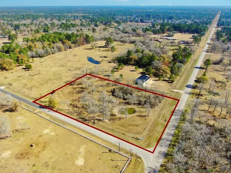 26050 Forest Hills Lane Waller TX 77484