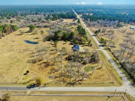 26050 Forest Hills Lane Waller TX 77484