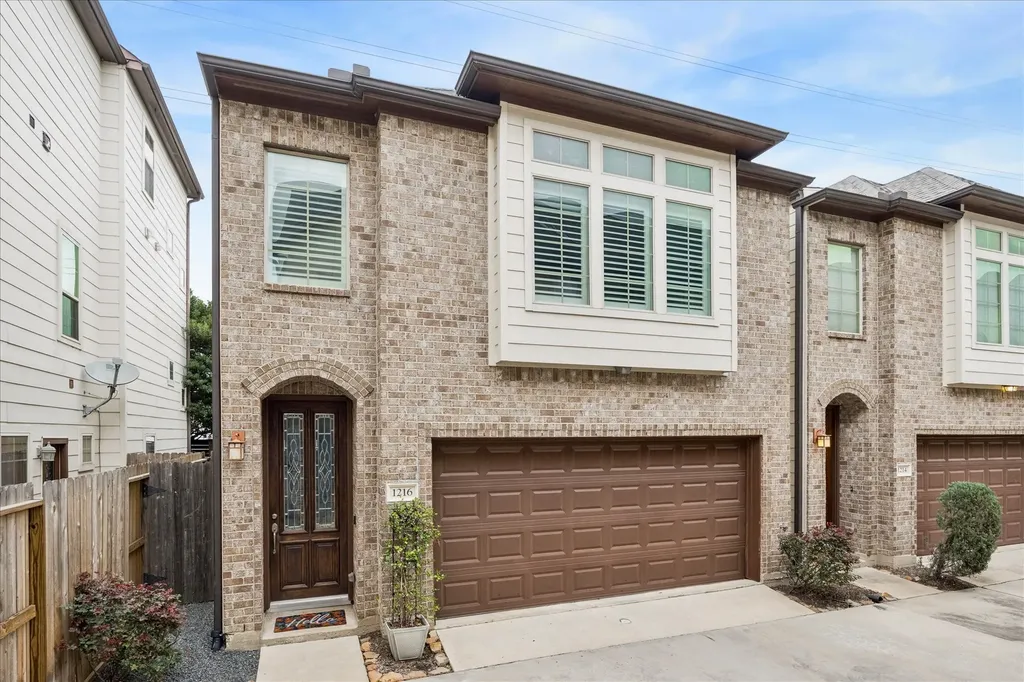 1216 Sampson Street Houston TX 77003
