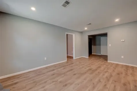 6823 Goforth Street Houston TX 77021