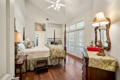 1007 Hunters Creek Way Hockley TX 77447