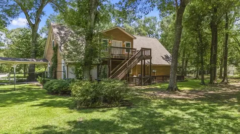 1007 Hunters Creek Way Hockley TX 77447