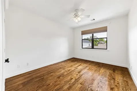 1428 Alexander Street Houston TX 77008
