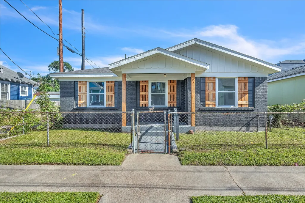 2919 Avenue K 1 Galveston TX 77550