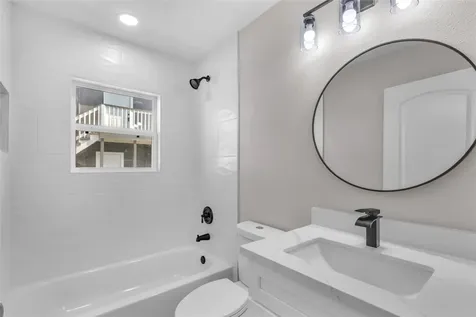 2919 Avenue K 1 Galveston TX 77550