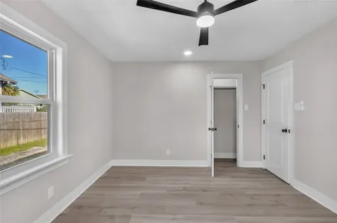 2919 Avenue K 1 Galveston TX 77550