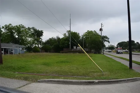 2543 S Texas Avenue Pearland TX 77003