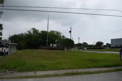 2543 S Texas Avenue Pearland TX 77003