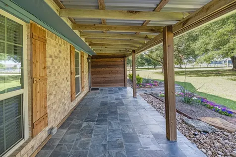 406 County Road 612 Dayton TX 77535