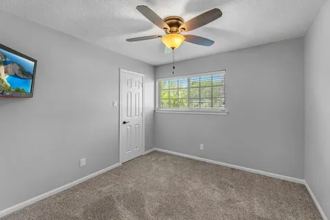406 County Road 612 Dayton TX 77535