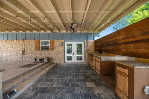 406 County Road 612 Dayton TX 77535