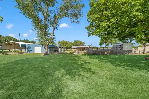 406 County Road 612 Dayton TX 77535