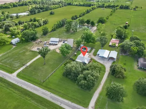 406 County Road 612 Dayton TX 77535